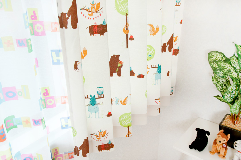 可愛い動物柄カーテンは子供部屋にもぴったり