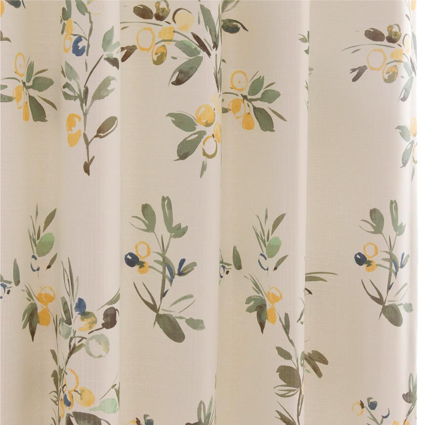 イエロー色のオリーブの実の遮光カーテン 生地アップ