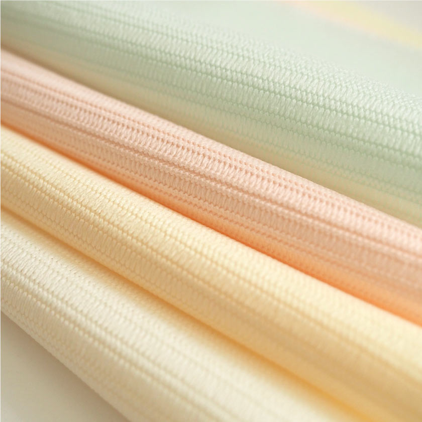 病院用間仕切りメッシュカーテン ベーシックのアイボリー、イエロー、ピンク、グリーンの色見本です。