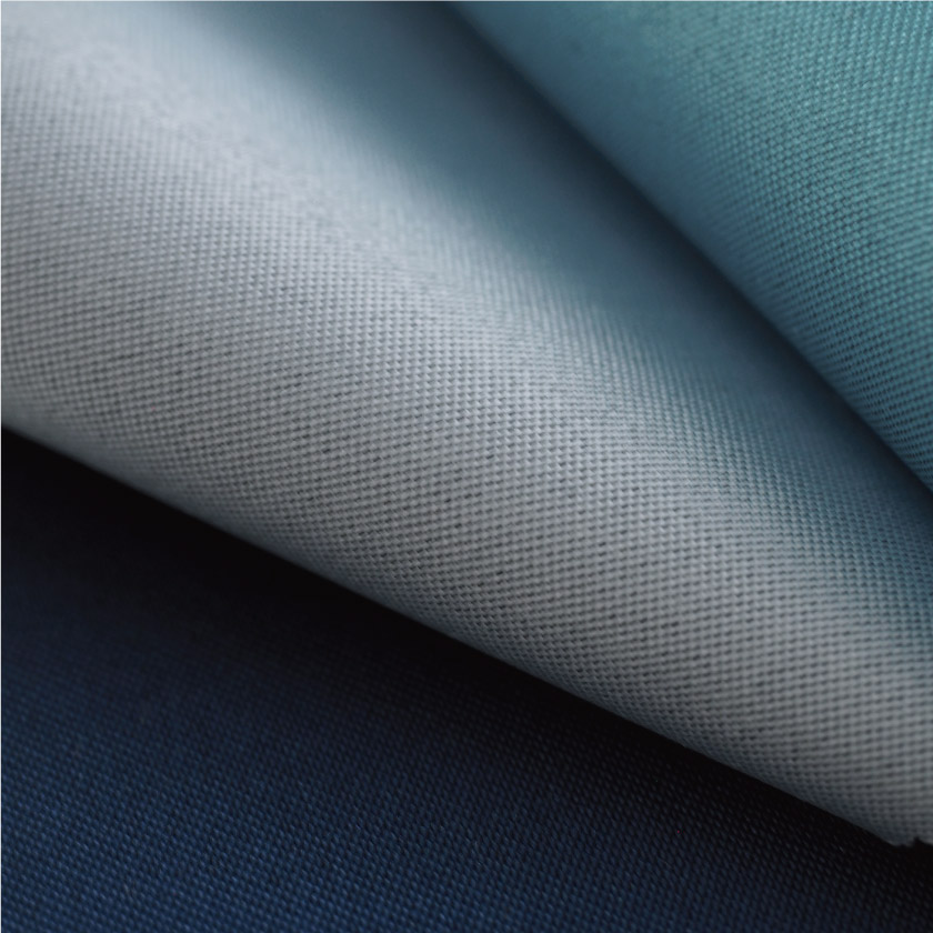 ブルーグレー、コバルトブルー、ネイビーの生地アップです。