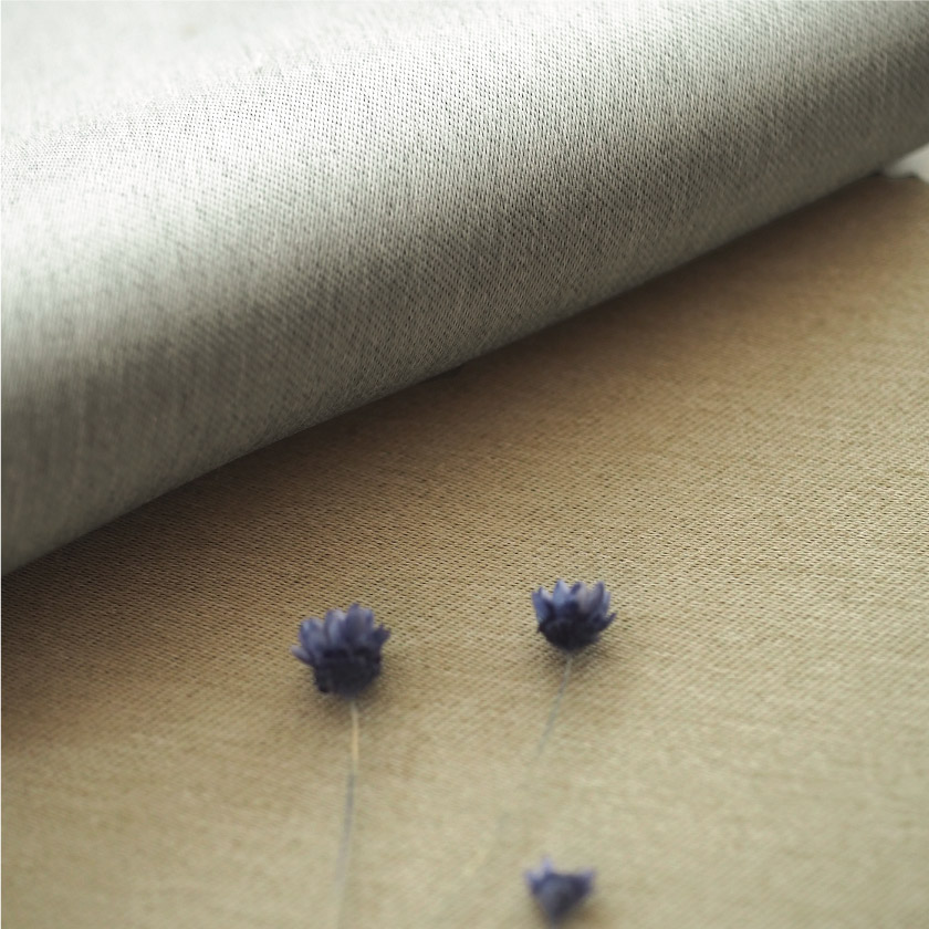 「遮光 スモーキーカラー充実カーテン」の生地アップです。