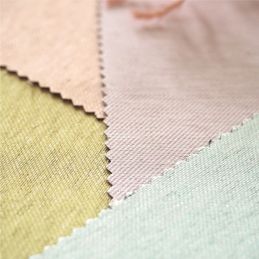 「遮光 室内温度快適・遮熱ドレープカーテン」の生地アップです。かわいいパステルカラーです。