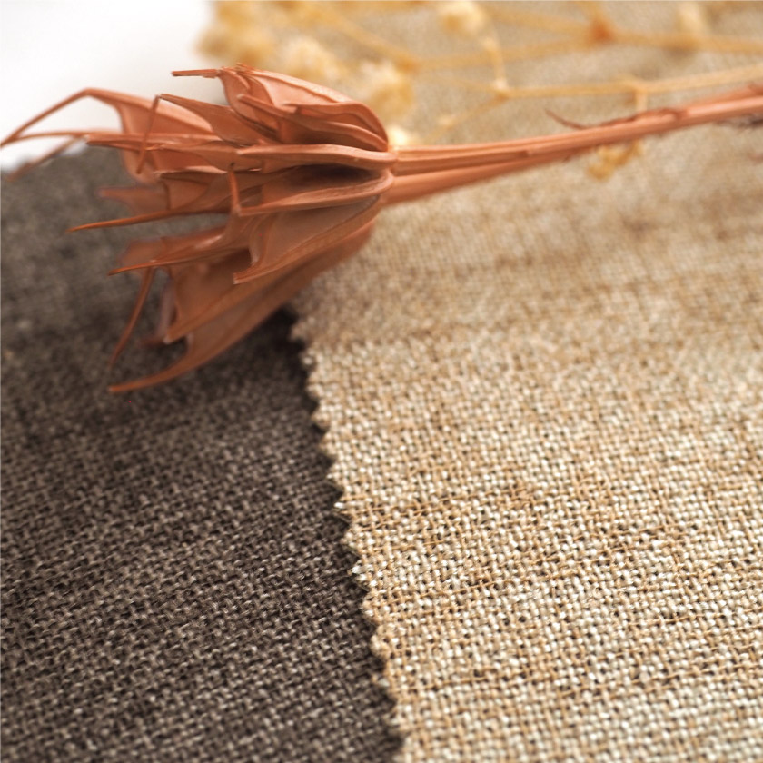 「遮光 モダンでスタイリッシュなカーテン」の生地アップです。リネンのようなナチュラルな仕上がりです。