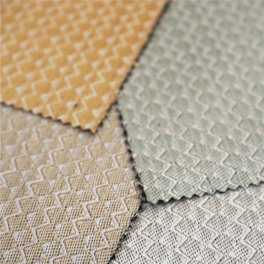 「遮光 モダン柄② 細かい幾何学の遮光カーテン」の生地アップです。幾何学模様は細かく、主張しすぎません。