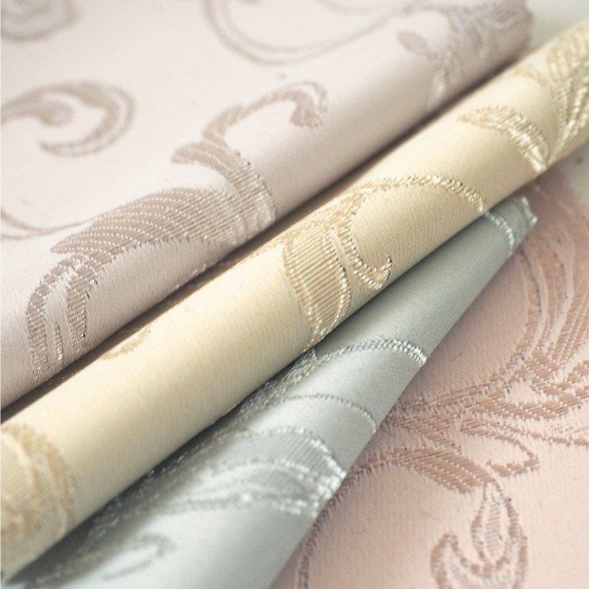 「遮光 パリジェンヌ遮光カーテン」の生地アップです。アンティーク感のある、上品な仕上がりです。