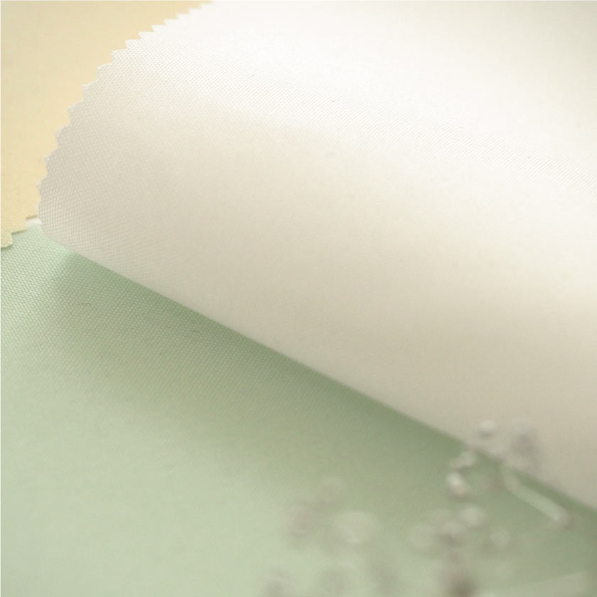 「格安シリーズ】シャワーカーテン⑤　プレーン」の生地アップです。