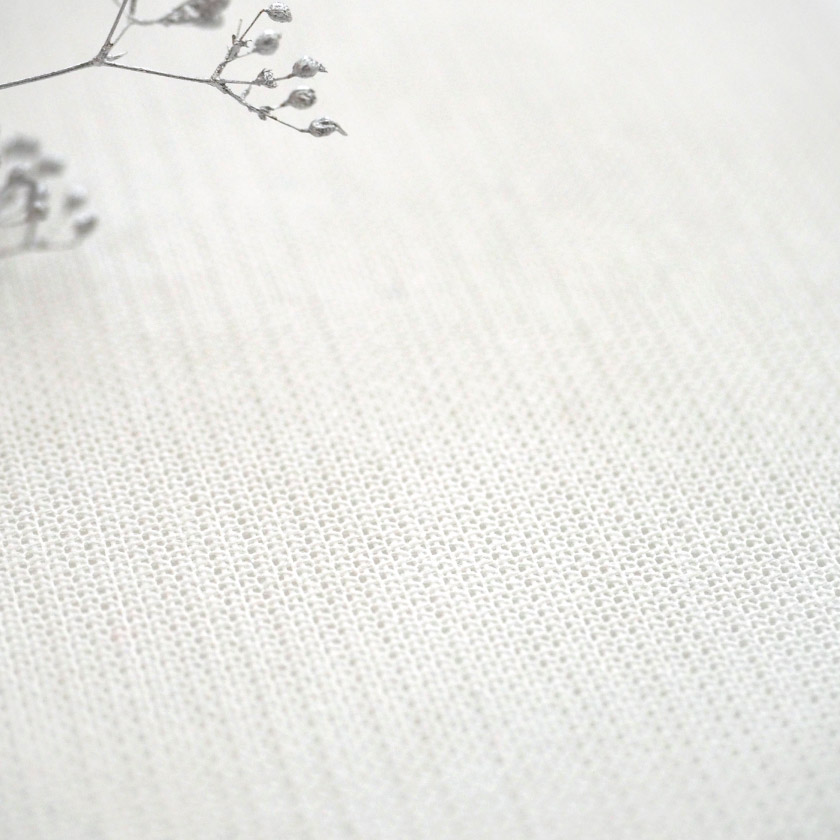 「遮熱＋花粉キャッチカーテン①」の生地アップです。