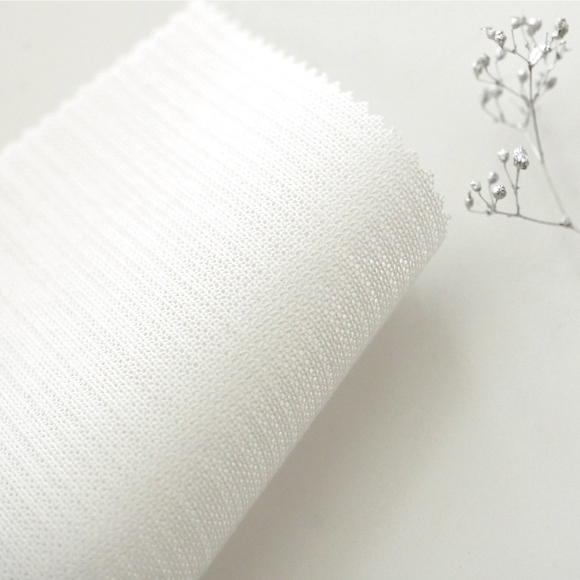 「遮熱＋花粉キャッチカーテン①」の生地アップです。