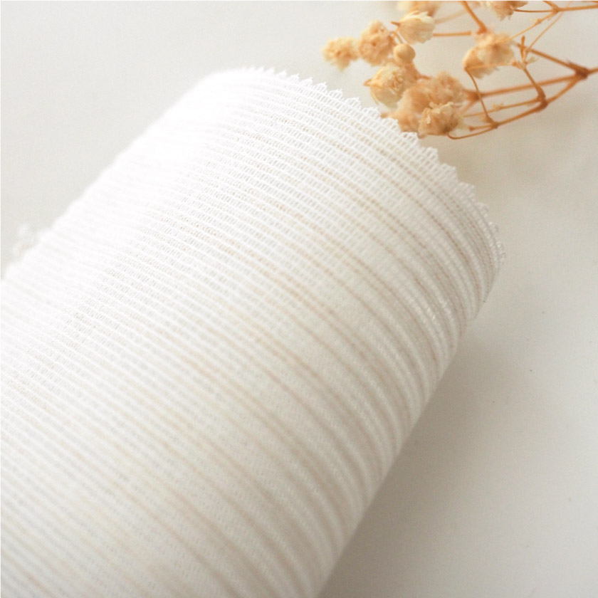 「遮熱＋花粉キャッチカーテン②」の生地アップです。