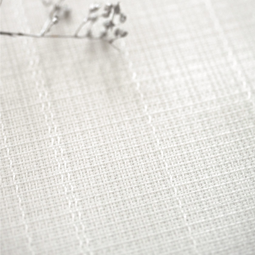 「快適な室温と省エネを考えたレース③」の生地アップです。